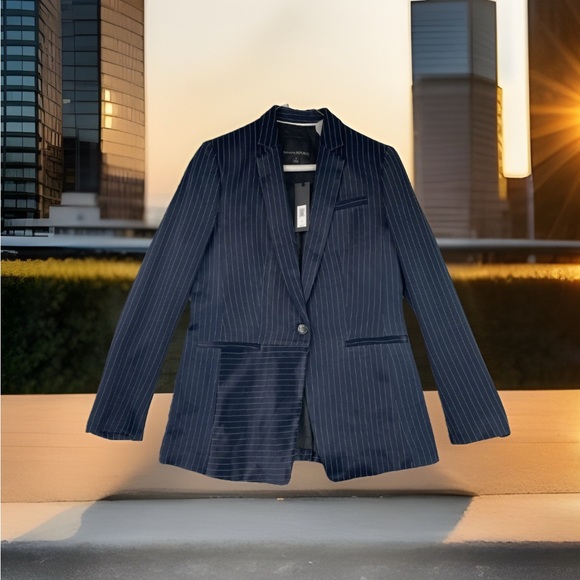 Banana Republic Jackets & Blazers - Banana Republic Women’s Size 2P Pinstripe Satin Blazer Jacker. Navy Blue. New